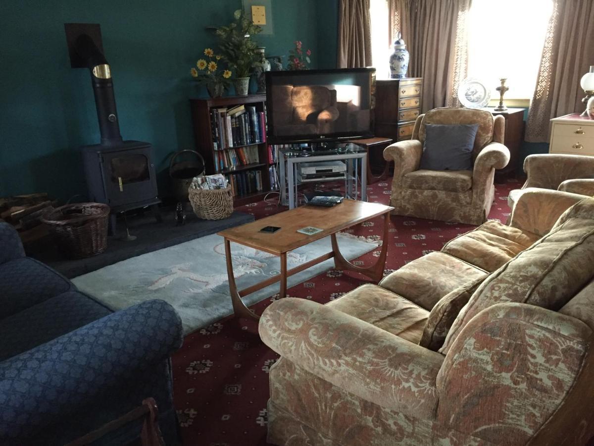 Lowri Cottage Hotel Shenstone Bagian luar foto